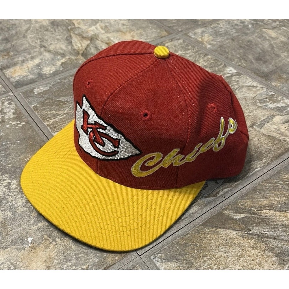 VTG Apex One Hat Mens OSFA Red  Vintage Kansas City Chiefs NFL Snapback Cap